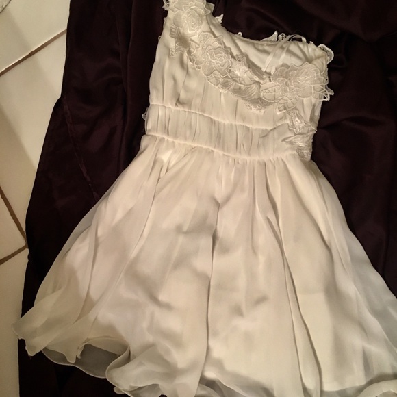 Dress White Lace Formal Prom gorgeous - Picture 2 of 8